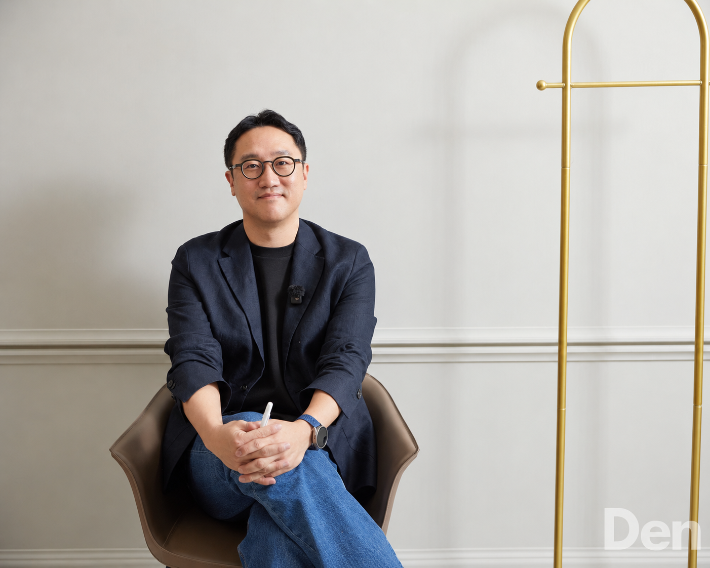 덴 매거진 인터뷰 관련 이미지