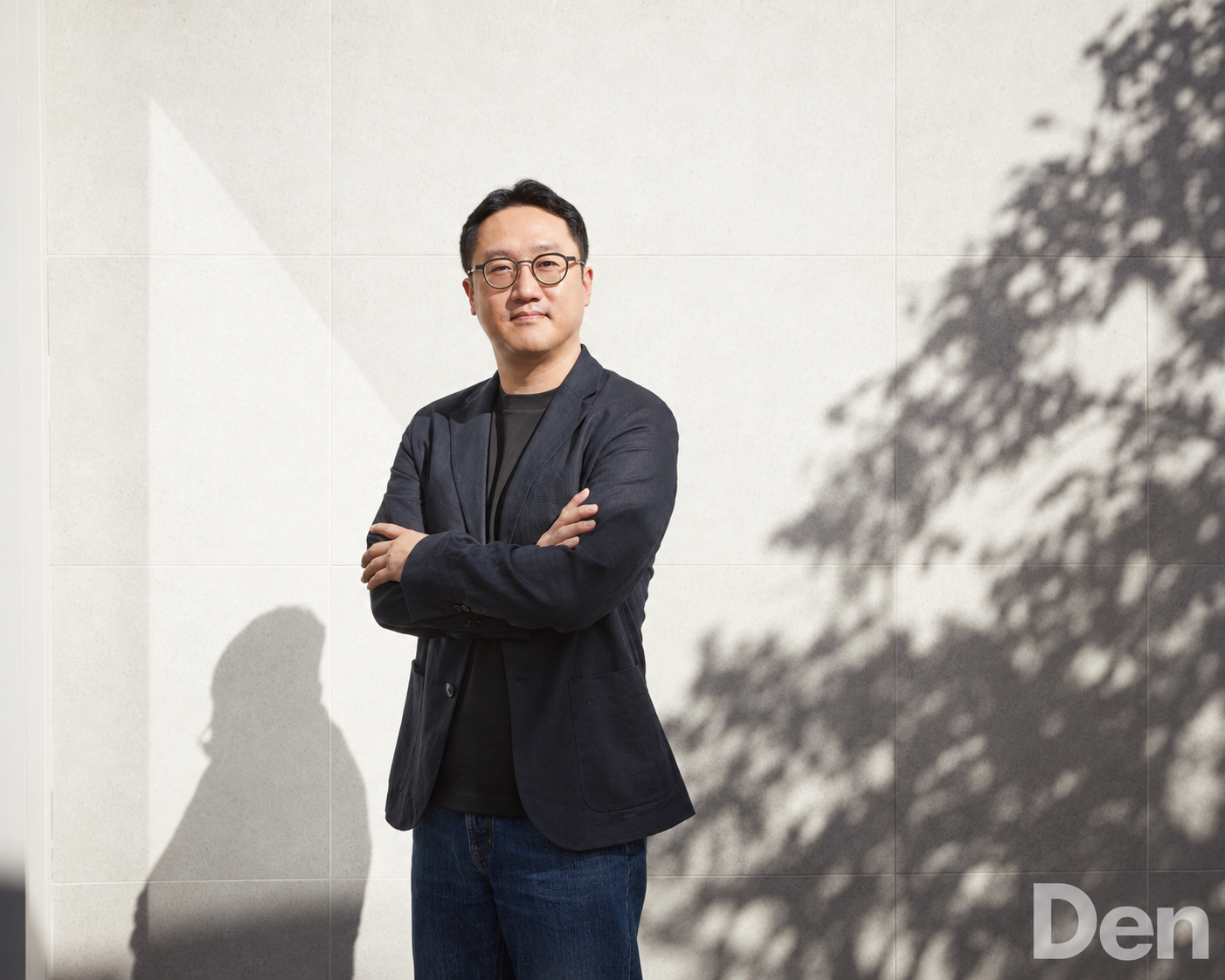 덴 매거진 인터뷰 관련 이미지